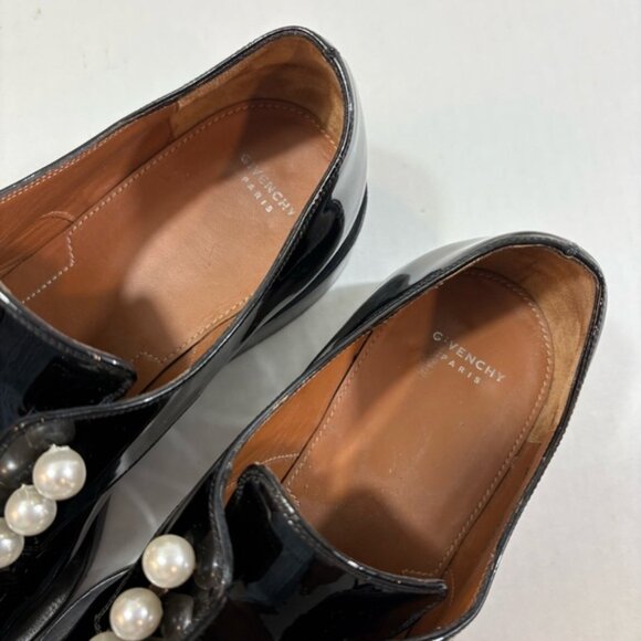 Givenchy Pearl Accent Derby Oxfords Size 38 Black Patent Leather Slip On Loafers - Picture 6 of 16